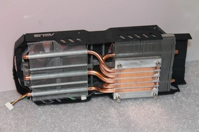 Fan aus Geforce GTX580 ASUS Direct CUII Heatsink Lüfter GPU - 5-Pin - Heatpipes - Image 1 of 3