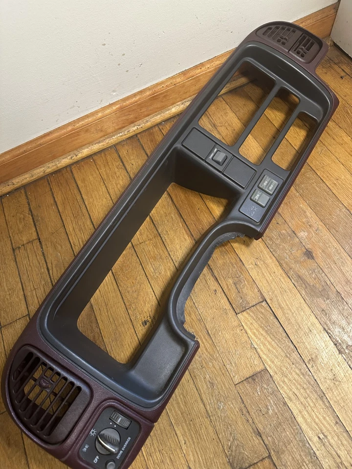 OEM 1995-1999 CHEVY SILVERADO TAHOE GMC VENTILACIÓN TABLERO MOLDURA BISEL BORGOÑA Foto 1 de 4