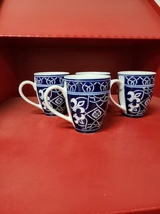 Home Catalina Medallion Blue Mugs (4) 6950076 - Picture 1 of 3