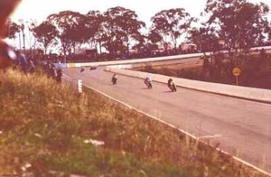 Bathurst Mount Panorama Hill Motorcycle Race Orig. Slide Photo Easter 1983 35mm - Picture 1 of 1