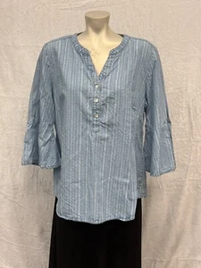 Chico's Chambray Blouse Women's Blue 3/4 Sleeve Button Up Bohemian Top size 2 - Picture 1 of 10