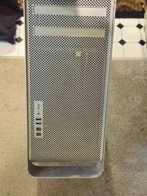 2010 Apple Mac Pro 2 x ATI Radeon HD 5770 - 28 GB RAM - Image 1 of 4
