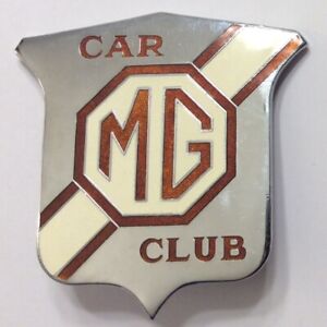 VINTAGE 1960s/70s MG CAR CLUB ENAMEL BADGE EMBLEM GRILL BRITISH AUTOMOBILE