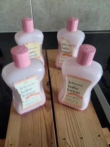 johnson's baby lotion del 1965 - antica - biberon vetro - da collezione bella - Foto 1 di 9