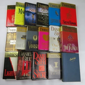 PICK AND CHOOSE!  DANIELLE STEEL hardcover books - Picture 1 of 1