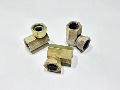 (3) 9455x12x12 WEATHERHEAD 3/4" NPSM Swivel Nut x 3/4" FPT 90 DEG Elbow Swivel - Image 1 of 4