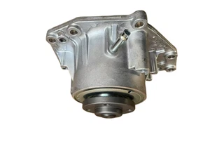 For Bentley Bentayga COOLANT PUMP WITH VACUUM 07P121008A/B/C - Picture 1 of 4