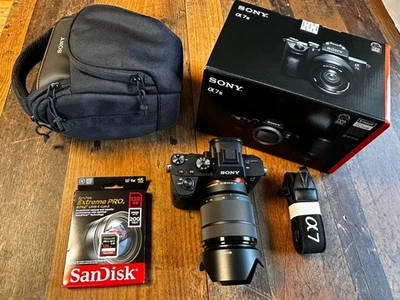 Sony Alpha A7 III 24.2MP Digitalkamera - Schwarz (Kit mit 28-70 mm Zoomobjektiv) - Bild 1 von 4