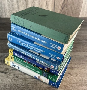 Lot of 7 Vintage Peterson Field Guide Series Books - Mammals, Wildflowers, Birds - Picture 1 of 10