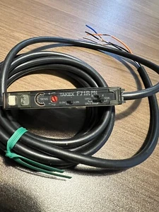 TAKENAKE TAKEX F71RPN Photoelectric Sensor NEW - Picture 1 of 2