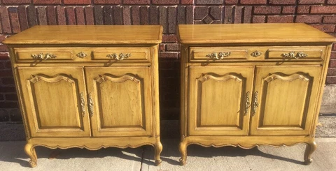 Stunning Vintage Pair Country French Night Stands Bachelor Chests Commodes Cover