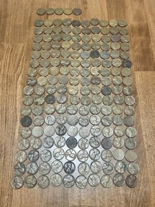 1950’s Pennies Lot Of 175 - Picture 1 of 2
