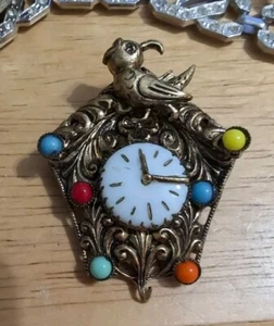 Vintage Cuckoo Clock Brooch Rhinestones Crystals Signed Czechoslovakia  - Picture 1 of 4