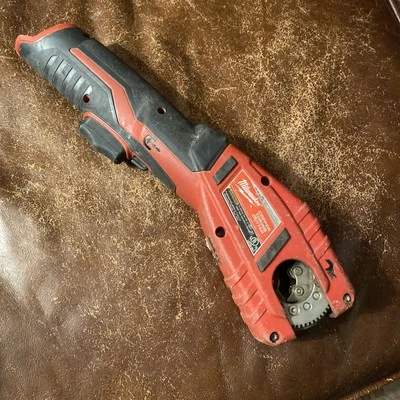 Milwaukee 2471-20 M12 Cordless Copper Tubing Cutter (Tool Only) - Image 1 of 4