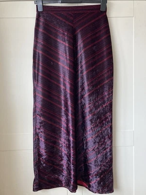 Falda Roja Púrpura Rosa Terciopelo Miss Selfridge Vintage Años 90 Y2k Maxi 10 12 Navidad Foto 1 de 4