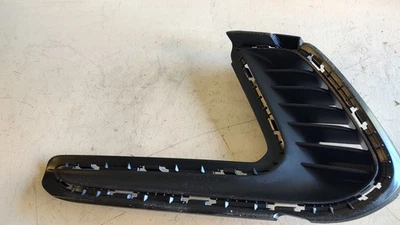 Hyundai Elantra 2017 2018 cubierta de luz antiniebla/conductor de ventilación/izquierda buen estado OEM Foto 1 de 3