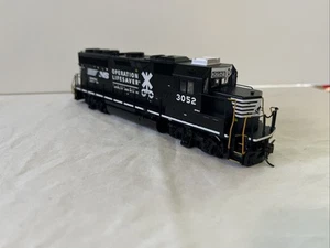 HO Scale Atlas Master Silver Norfolk Southern OLS GP40-2 #3052 DCC - Picture 1 of 12