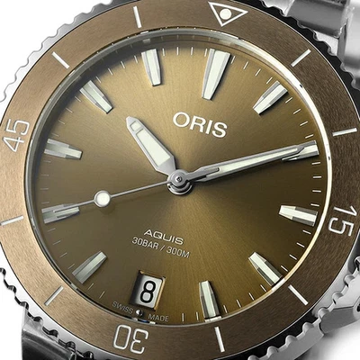 Relojes de pulsera ORIS AQUIS DATE 01 733 7731 4156-07 8 18 05P marrón para hombre y mujer Foto 1 de 4