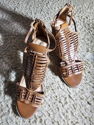 Обувь Merona на массивном каблуке от Target, размер 8 - Изображение 1 из 4