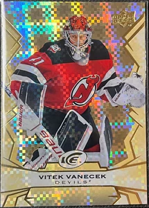 2022-23 Upper Deck #38 VITEK VANECEK Gold (PAR) Devils - Picture 1 of 2