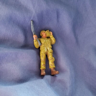 Figura de acción Mattel Guts 1986 Ground Troops Hawkeye Foto 1 de 2