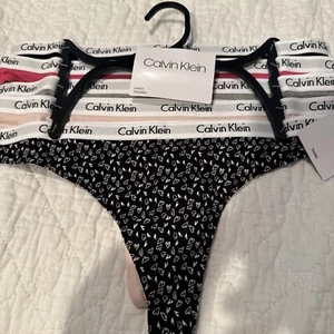 WOMENS SIZE MEDIUM CALVIN KLEIN THONG UNDERWEAR 5 PAIR PINK BLACK GRAY - Picture 1 of 12