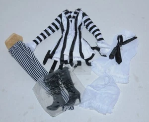 Ms Beetlejuice outfit Only fits 16" Curvaceous Body Tonnerdoll DeeAnna Denton - Picture 1 of 4