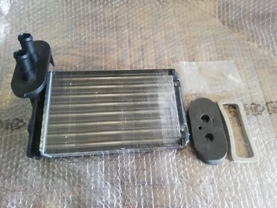 RADIATORE DI RISCALDAMENTO VOLKSWAGEN GOLF JETTA NUOVO FONDO MAGAZZINO  - Immagine 1 di 4