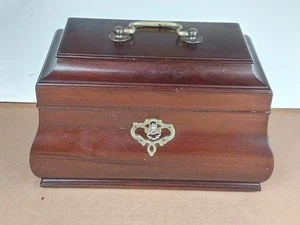 Col. Williamsburg Restoration Virginia Metal Crafters Mahogany Box With Key - Picture 1 of 15