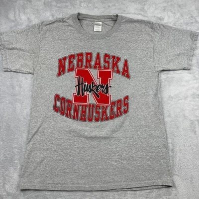 Vintage Y2K  Large Gray Nebraska Cornhuskers Football Gildan Shirt Heavy Graphic - Image 1 of 4