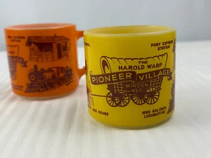 VTG Harold Warp Pioneer Village Federal Milk Glass Cups Set of 2 Yellow & Orange - Picture 1 of 22