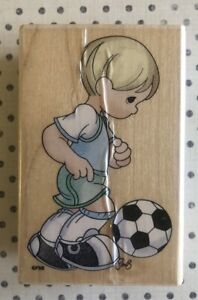 STAMPENDOUS!-SOCCER BOY-MOUNTED WOOD RUBBER STAMP-PRECIOUS MOMENTS 1998-SPORTS