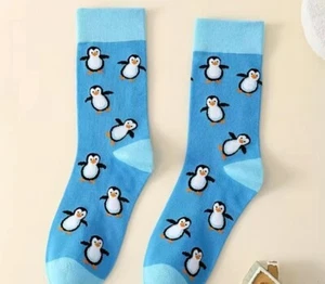 Penguin Blue Socks Brand New! one size fits size 7-12 UNISEX/Men/Women - Picture 1 of 4