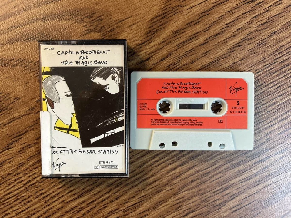 Captain Beefheart Doc at Radar Station 1980 Cassette Virgin Made in Canada Foto 1 de 4