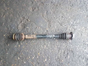 Volkswagen Polo 9N3 2006-2008 1.4 16V Drivers OSF Front Driveshaft BKY Auto - Picture 1 of 5