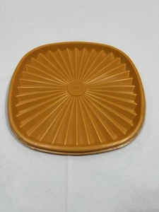 Vintage Tupperware Burnt Orange #839 Servalier Square 7" Storage Seal Lid - Picture 1 of 2