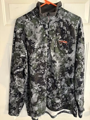 Sitka Traverse Zip T Optifade Forest Men’s Size XL - Image 1 of 4