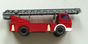 WIKING Mercedes METZ Feuerwehr DLK 23-12, Art. 618,  (FW4) - Bild 1 von 5