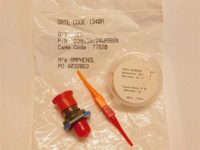 Mil Spec Amphenol D38999/24WA98SN Series III 3P F/M Circular Jam Nut Receptacle - Image 1 of 3