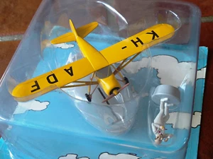 Figur MIT DEM FLUGZEUG TINTIN NR. 13 ALBATROS + RASTAPOPOULOS - COKE AUF LAGER - neu - Bild 1 von 2
