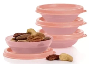 Neu Tupperware Mini Classic Müslischüsseln & Dichtungen Set 4 Pfirsich Rosa 1/4 Tasse 2 Unzen - Bild 1 von 1