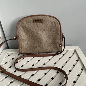 Calvin Klein Women Cross Body Bag - Picture 1 of 7