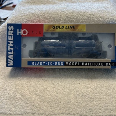 Walthers Gold Line 16K Funnel Flow Union Tank Car Co  #76976 Tank Car - Image 1 of 4