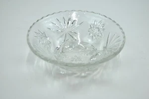 VINTAGE STAR OF DAVID GLASS BOWL Tri Foot ANCHOR HOCKING CLEAR CANDY DISH - Picture 1 of 6