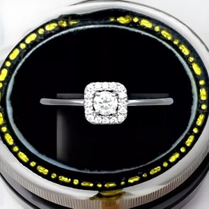 Diamond Halo Ring 18ct White Gold Real Diamonds - Size O - BNWT - Picture 1 of 4