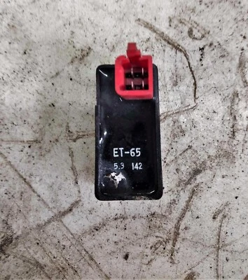 Relé de unidad de verificación de lámpara piloto 83-86 Honda Magna Interceptor 500 700 750 1100 OEM Foto 1 de 4