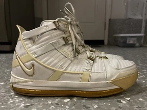 Nike Zoom LeBron 3 West Coast Men’s Size 8.5 Pre-Owned - Picture 1 of 17