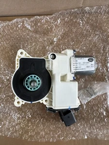 NEW OEM Genuine 2011/2017 Ford Explore Passenger Window Motor EB5Z-7823394-A - Picture 1 of 3