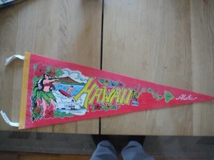 Hawaii Pendant Flag 1980s travel collectable - Picture 1 of 1
