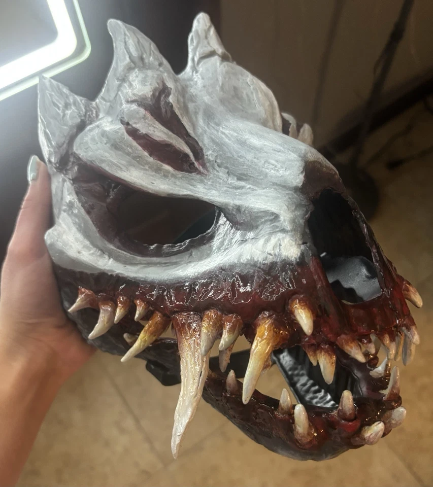 Máscara profesional de efectos visuales de monstruo alienígena cosplay  Foto 1 de 4